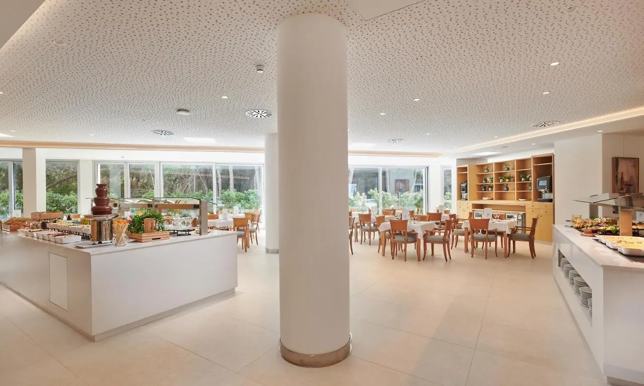 ****  Hipotels Bahía Grande Aparthotel Cala Millor  Spanje