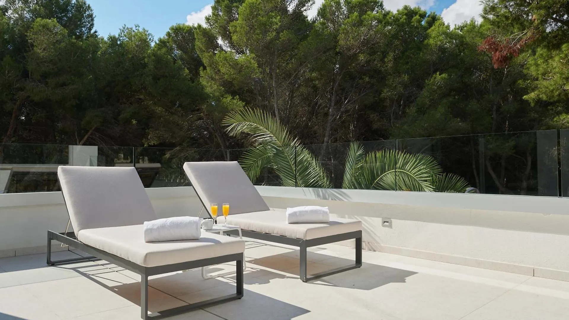 ****  Hipotels Bahía Grande Aparthotel Cala Millor  Spanje