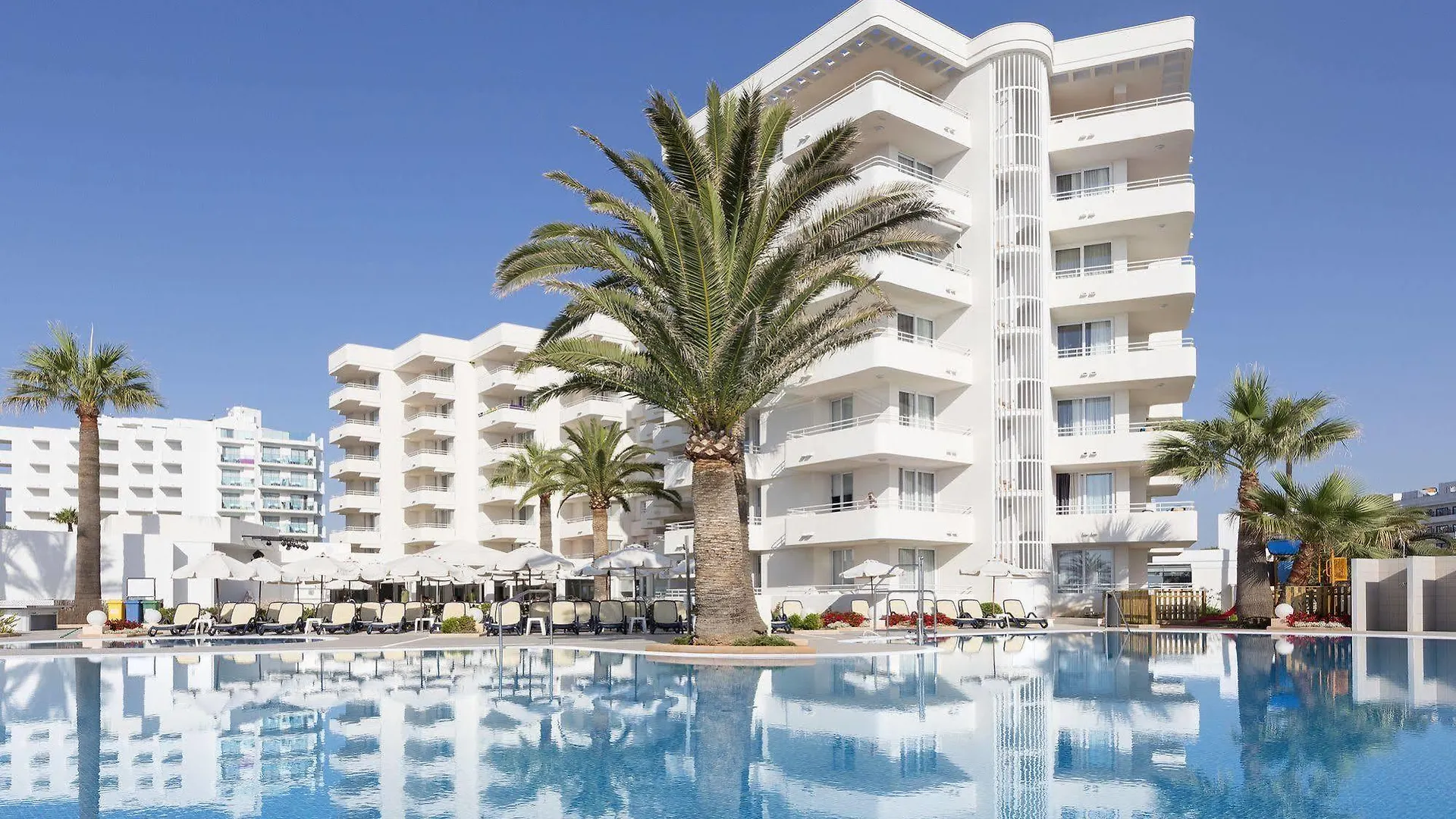 Hipotels Bahia Grande Aparthotel Cala Millor